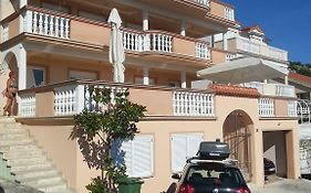 Apartments Mustac
